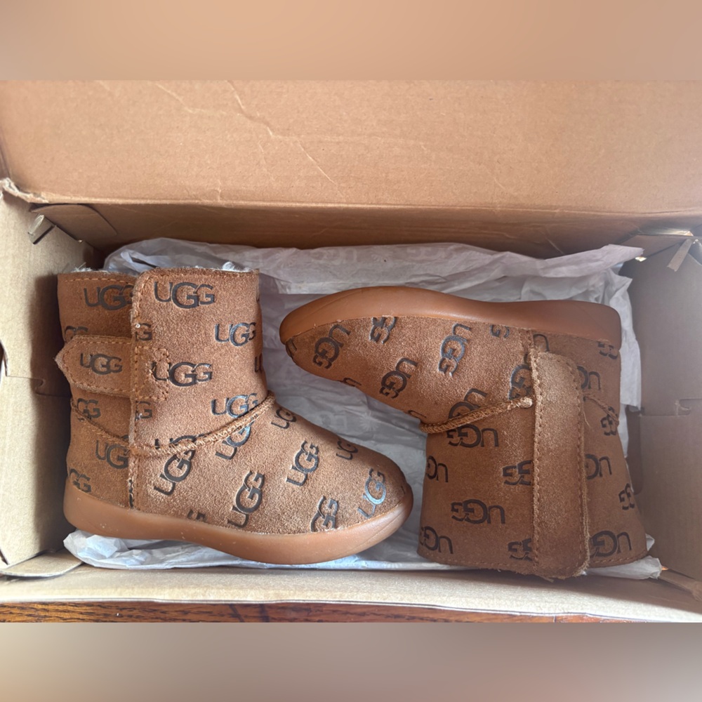 Toddler Girl UGG Keelan Embossed Boot 6C